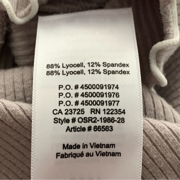 Aritzia Sunday Best Crowne Tee - Picture 7 of 7